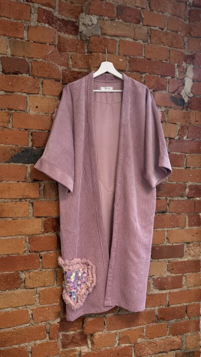 Roosa velvetist kimono